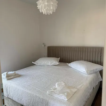 Lana Apartman Makarska