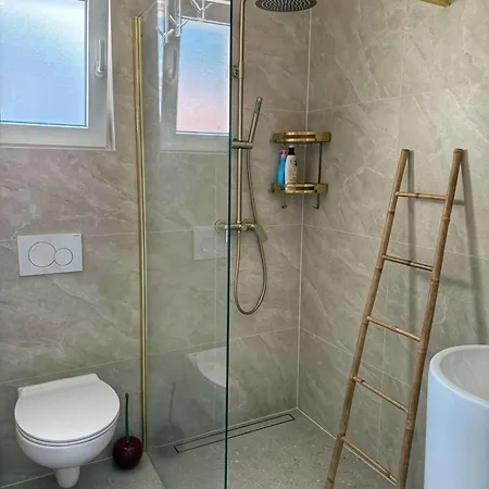 Apartament Lana *