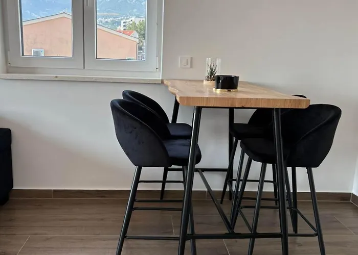 Lana Apartman